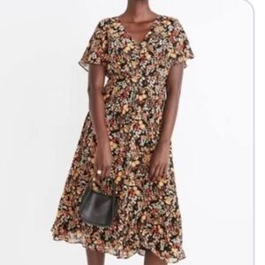 Madewell dress dolman sleeve floral midi dress rounded v neck